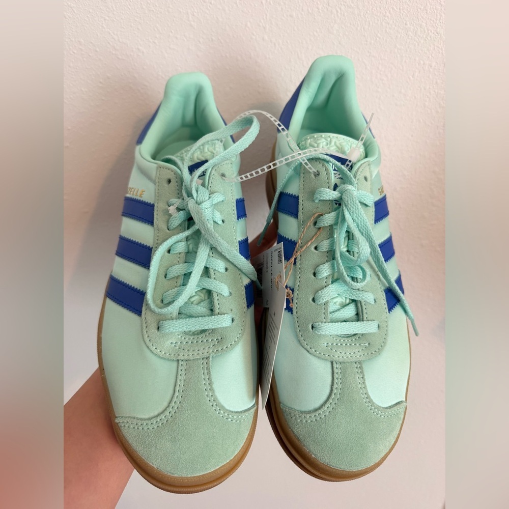 NWT Adidas Gazelle Bold Platform Sneaker - Picture 4 of 6